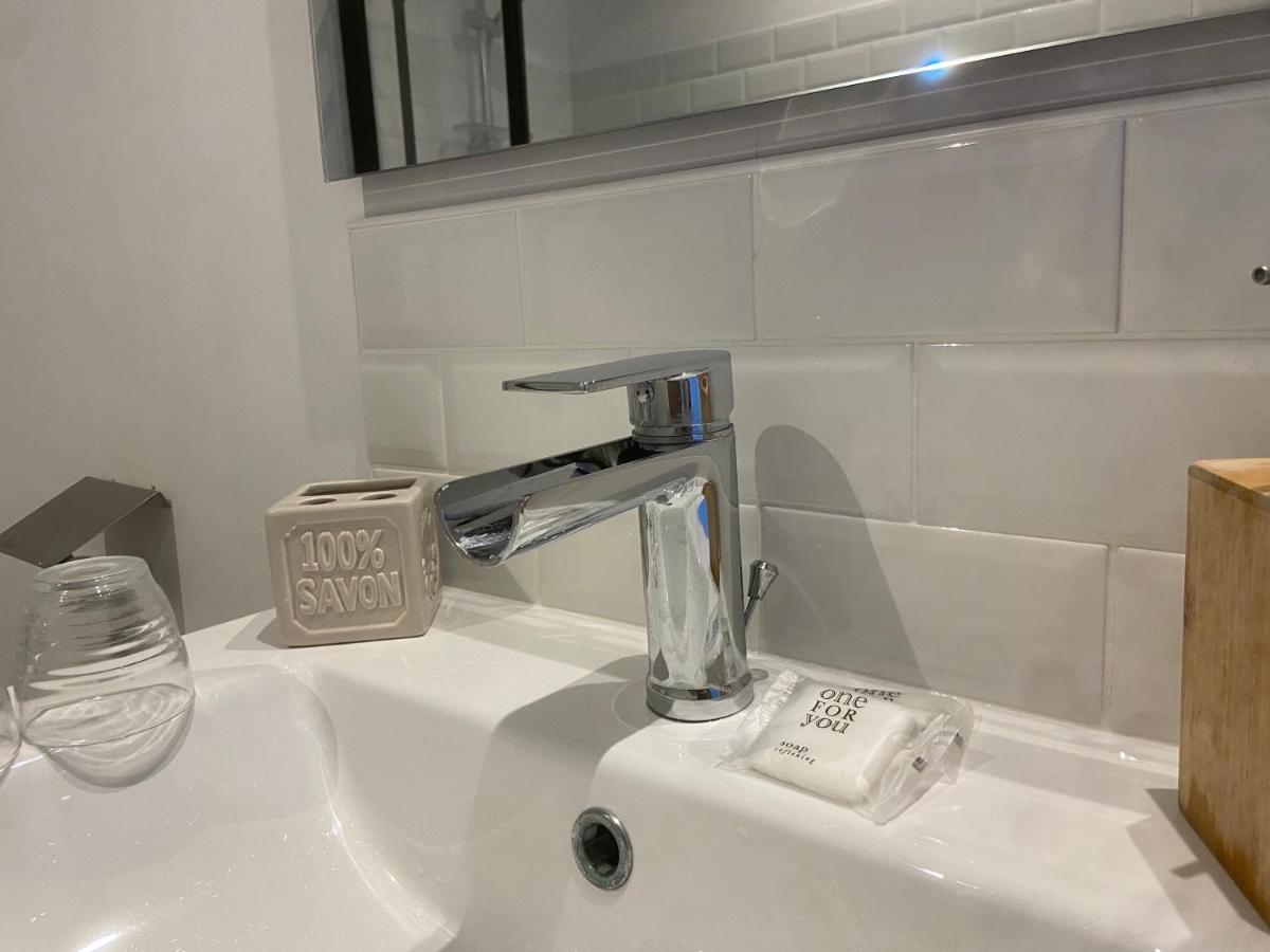 Chambre & Salle De Bain Privee - Lv 33 Argenton Sur Creuse Zewnętrze zdjęcie