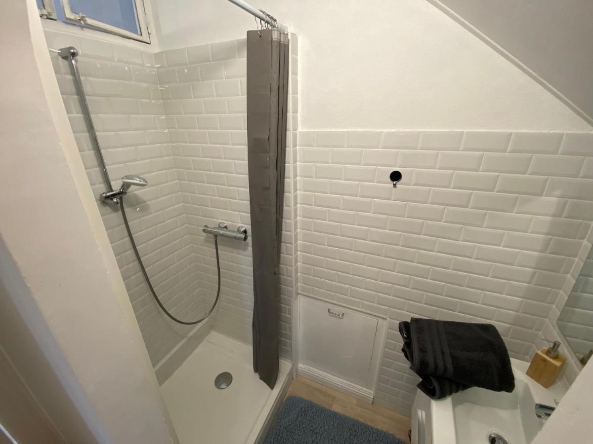 Chambre & Salle De Bain Privee - Lv 33 Argenton Sur Creuse Zewnętrze zdjęcie