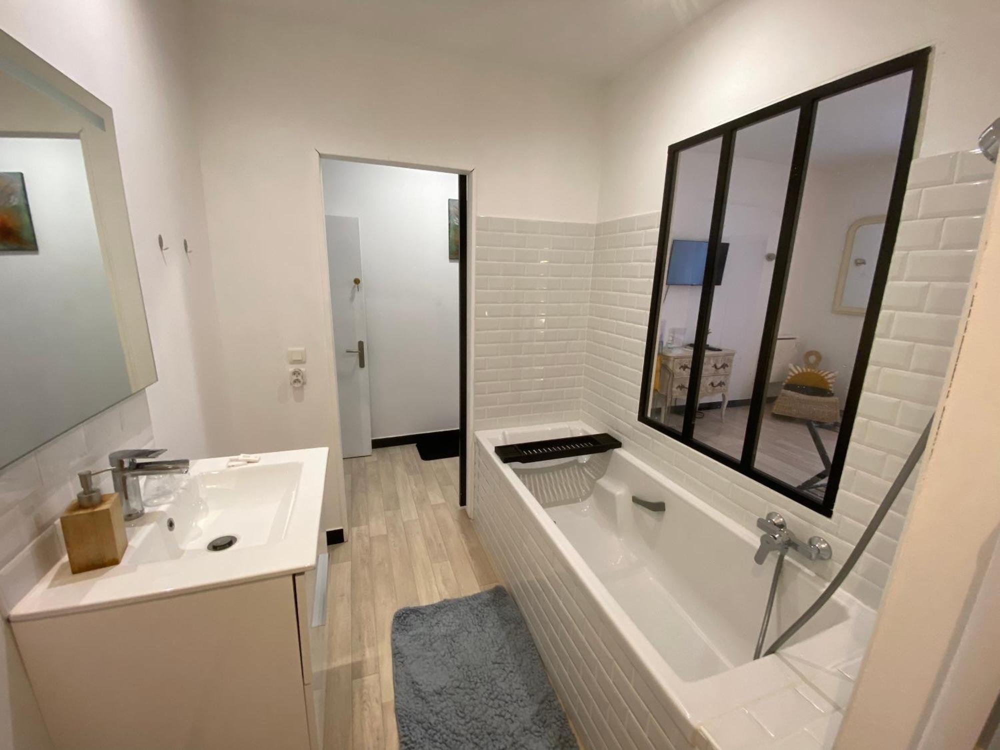 Chambre & Salle De Bain Privee - Lv 33 Argenton Sur Creuse Zewnętrze zdjęcie