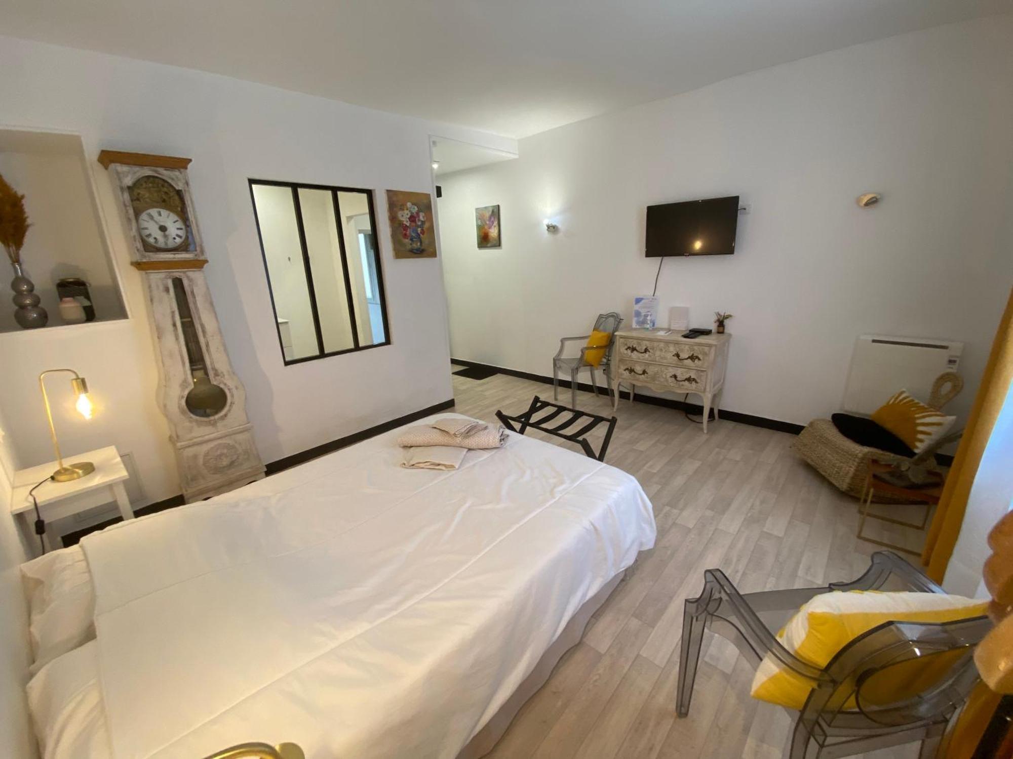 Chambre & Salle De Bain Privee - Lv 33 Argenton Sur Creuse Zewnętrze zdjęcie
